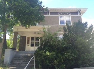 18 Swan St, Lawrence, MA 01841