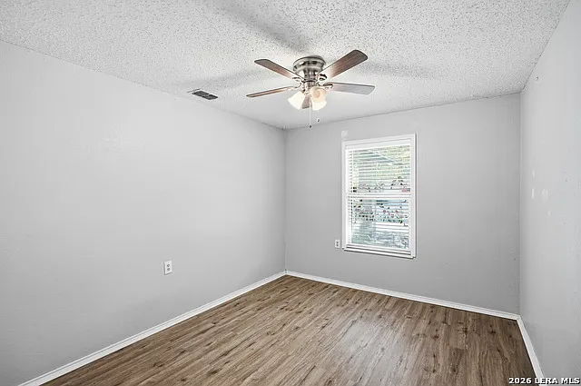 3729 Hunters Gln — Photo 25