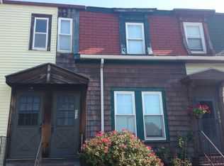 898 E 2nd St, South Boston, MA 02127