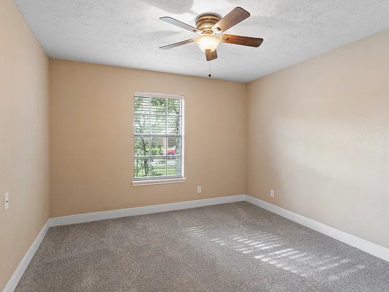 509 Teal Dr — Photo 22