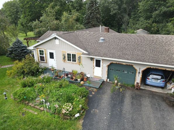 16 Willey Rd #BASEMENT