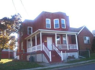 391 Summit Ave, Perth Amboy, NJ 08861