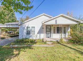 209 E Victor St, Poplar Bluff, MO 63901