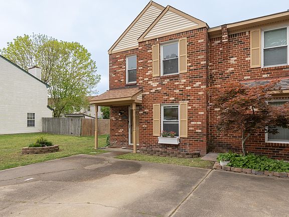 3rd image of 3906 Wyckoff Dr