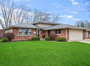 840 E Marshall Ct, Palatine, IL