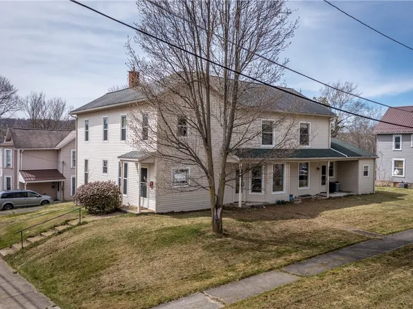 32 Penn Ave, Greenville, PA 16125