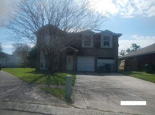 5 Charlotte Ct, Waggaman, LA 70094