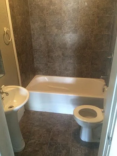 924 N Tucker Ave — Photo 6