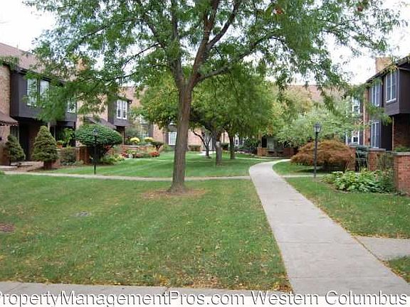3rd image of 1682 Van Pelt St