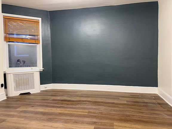 5th image of 2523 S 12th St Floor 2