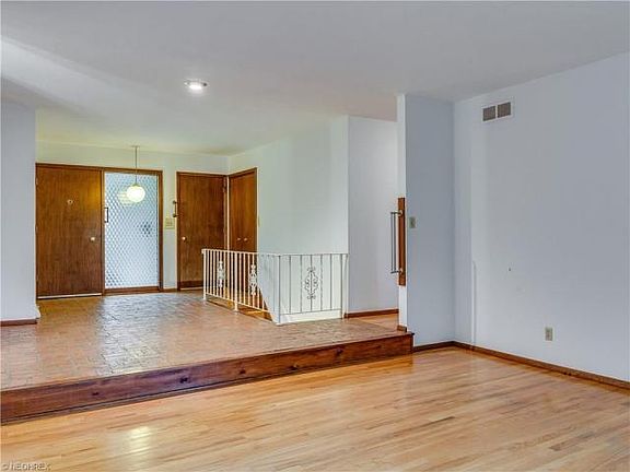 3rd image of 2555 Congo St