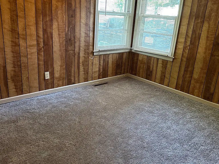 2739 S Classen Ave — Photo 9