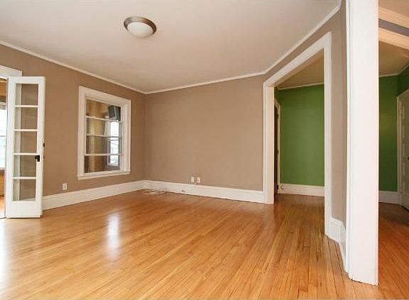 2nd image of 2011 Emerson Ave S