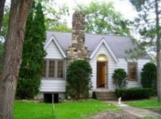 7512 Cambridge Rd, Wonder Lake, IL 60097