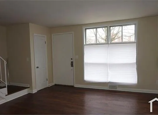 1706 Stella Ct — Photo 9