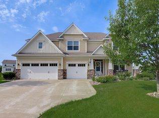 609 Parkview Ct, Anoka, MN 55303