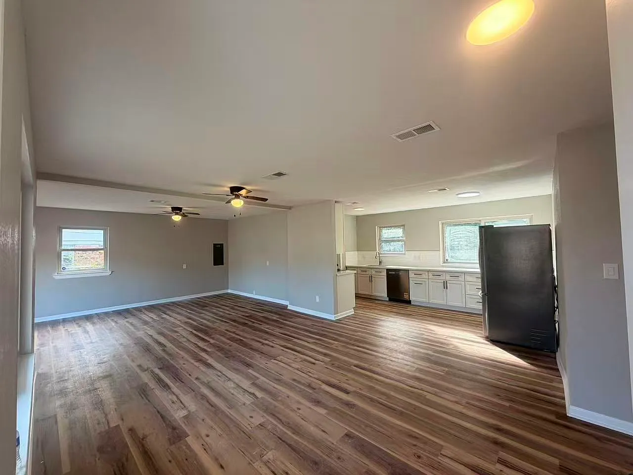 4111 E Johnson Ave — Photo 3