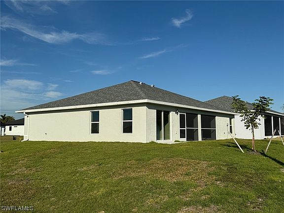 4th image of 1640 NW 2nd St
