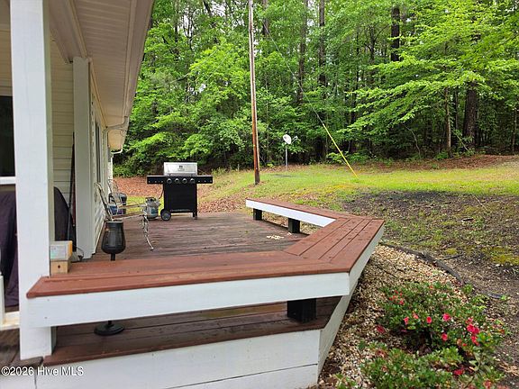 3rd image of 480 Mount Pleasant Road