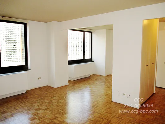 Rented by CCG Real Estate Brokerage | media 7