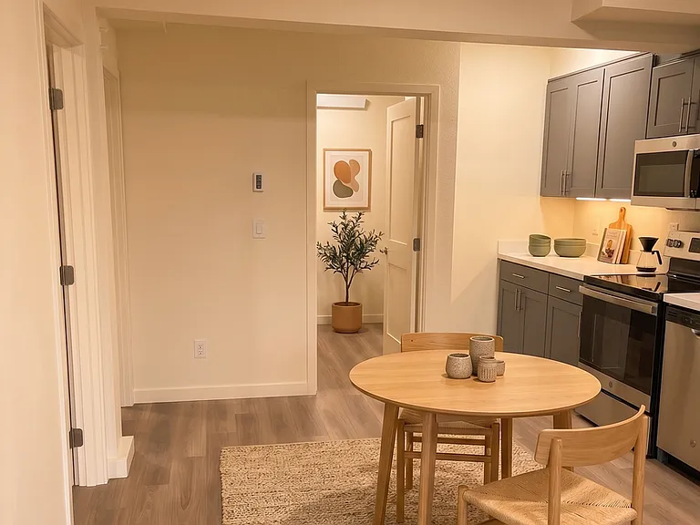 Minor Tower Apartments - Located in Eastlake — Photo 124
