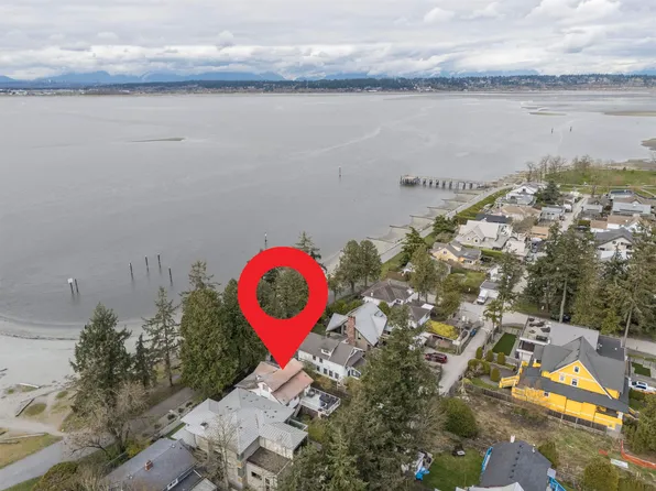 3038 Ohara Ln, Surrey, BC V4A 3E6