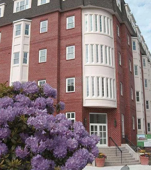 120 Wyllis Ave #424 — Photo 16