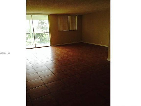 4th image of 3150 W Rolling Hills Cir APT 506