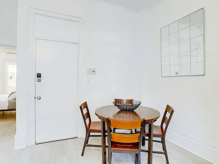 1765 R St NW #201 — Photo 15