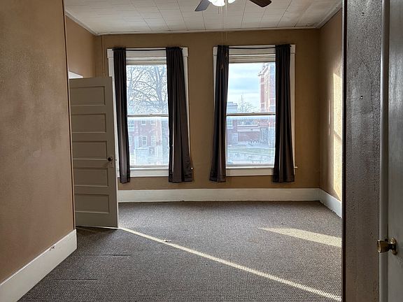 2nd image of 210 1/2 W Central Ave