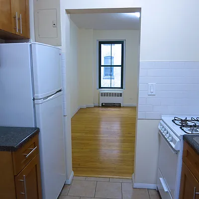 Rented by City & Suburban | media 21