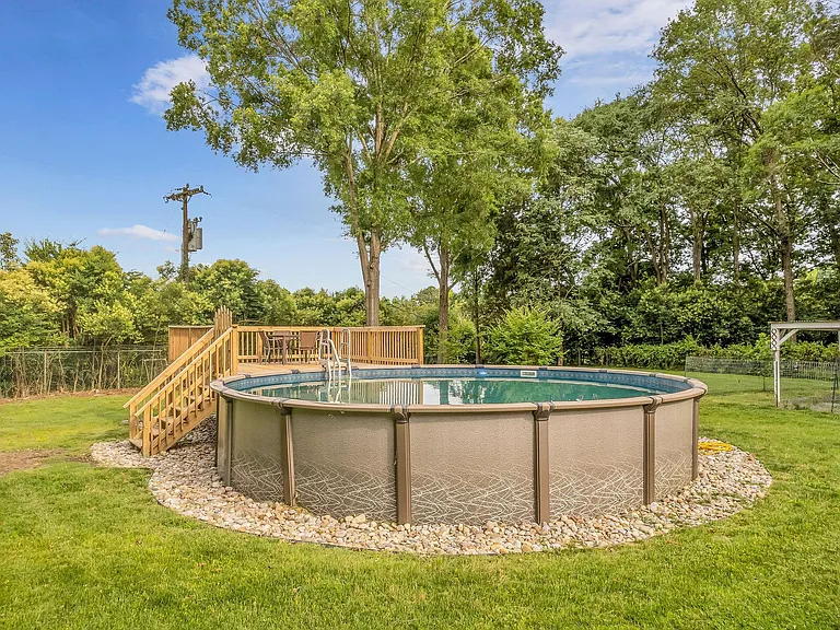 6800 Elm Forest Dr — Photo 16