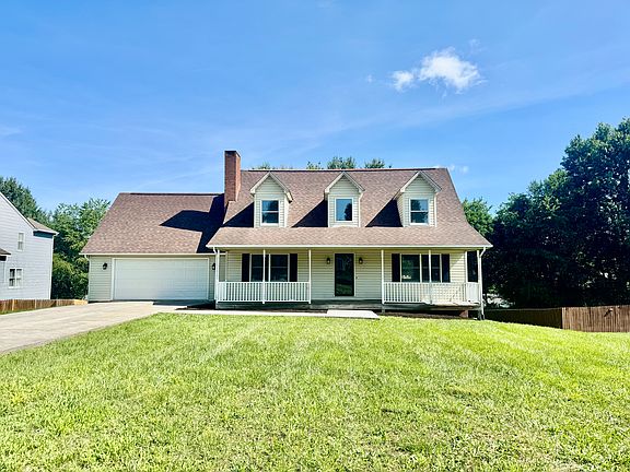 2nd image of 203 Cherokee Dr