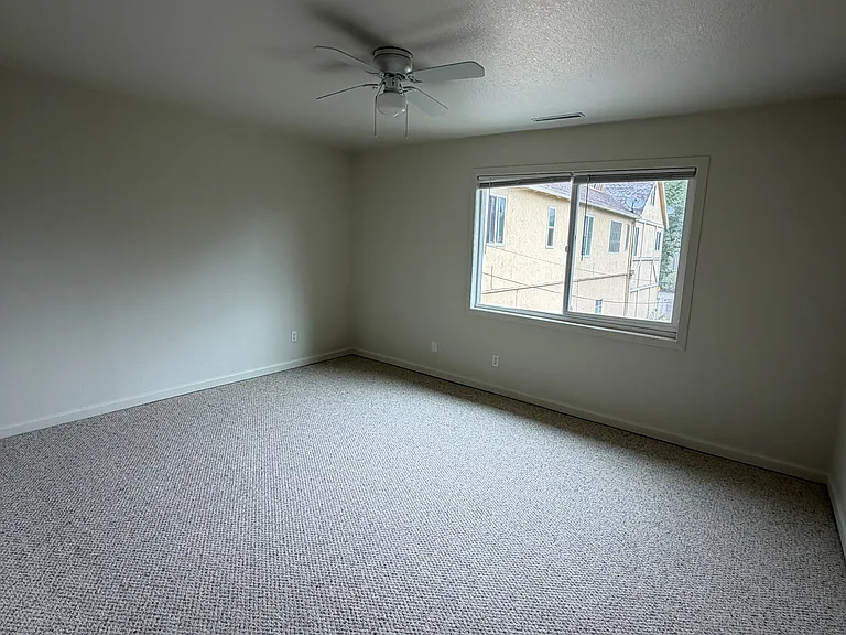 506 Sonoma Ave — Photo 8