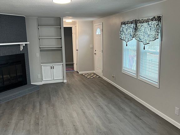 5th image of 60 Willow Ln