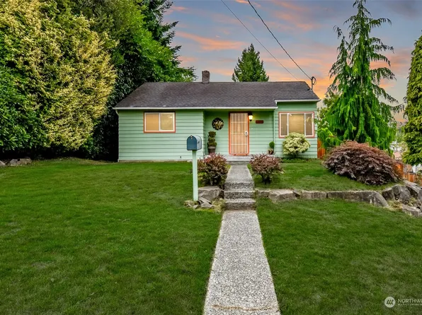 7215 S 120th St, Seattle, WA 98178