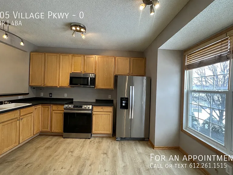 405 Village Pkwy #0 — Photo 7