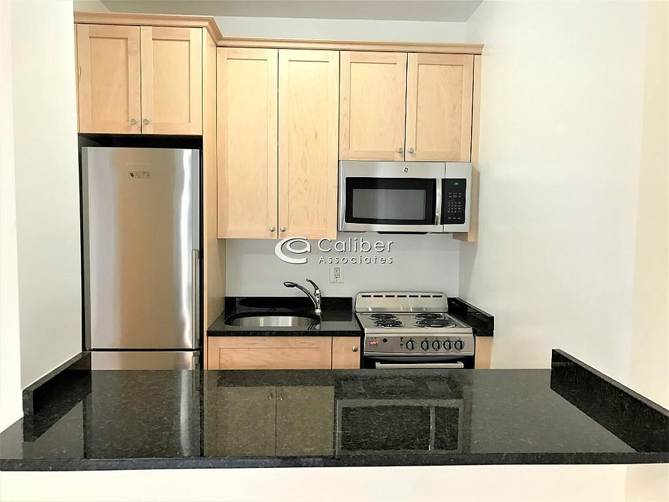 1st image of 46 W 73rd St APT 1F