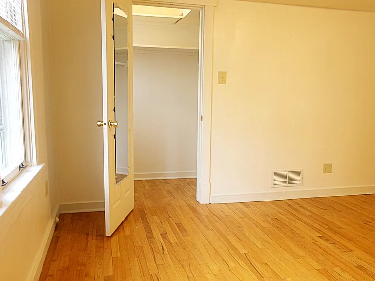 5840 Alderson St #4 — Photo 29
