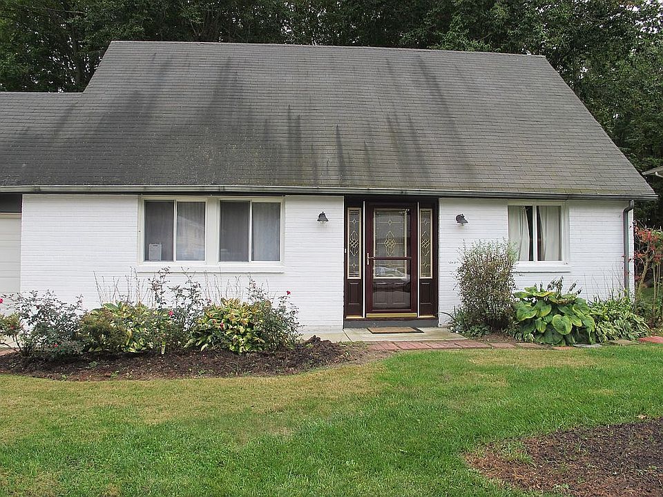 42 Cornwall Drive