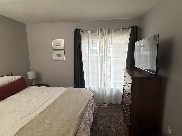 1419 Carlyle Park Cir — Photo 28