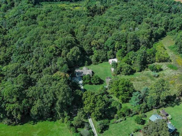 6803 S Ott Rd, Connersville, IN 47331