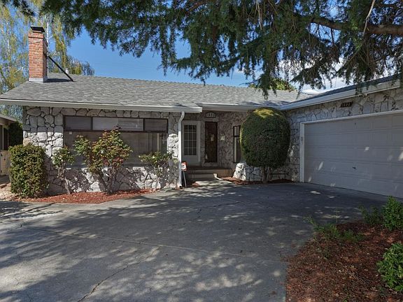 2nd image of 1523 Willowmont Ave