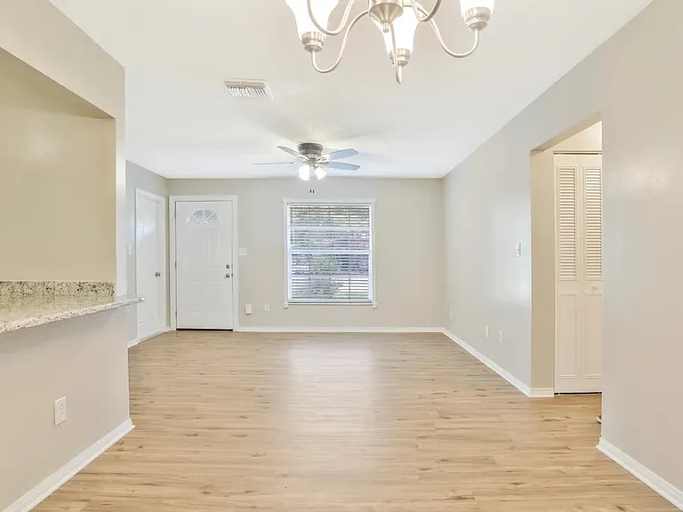 2312 Dunbury Ct — Photo 4