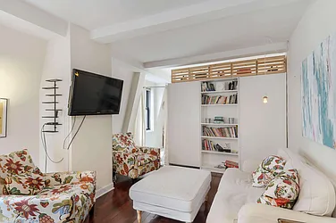 Sold by Citi Habitats