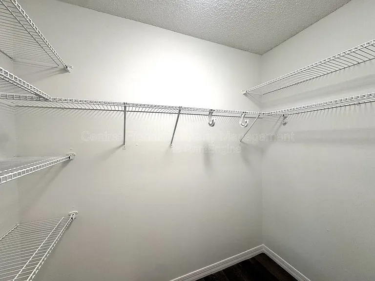 2452 Oak Park Way — Photo 16