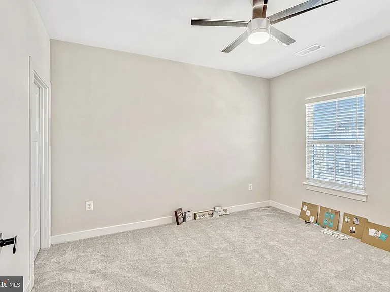 1669 Dunnington Pl — Photo 13