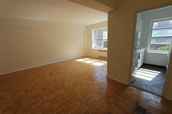 Rented by Hatuka Properties | media 25