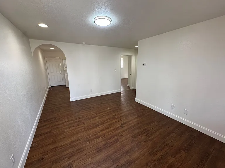 1155 McFarland St — Photo 3