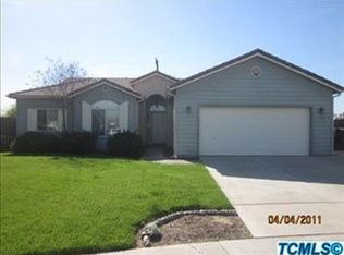 1575 W Picadilly Ct, Hanford, CA 93230